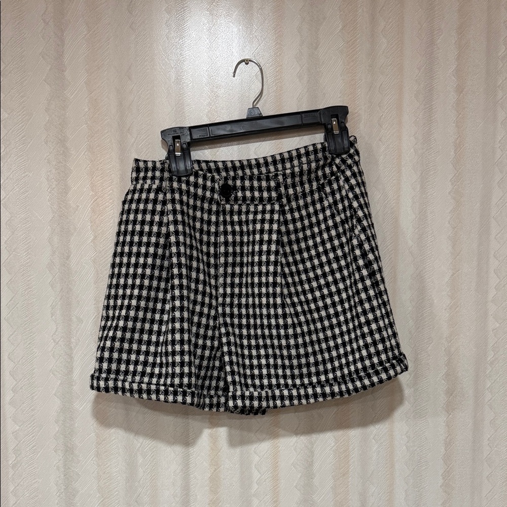 HYFVE Black and White Houndstooth Shorts